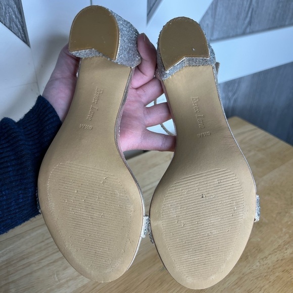 S62. Essex Lane Strappy Sandal Heel Champagne w/ Rhinestones 6.5M - Picture 6 of 6